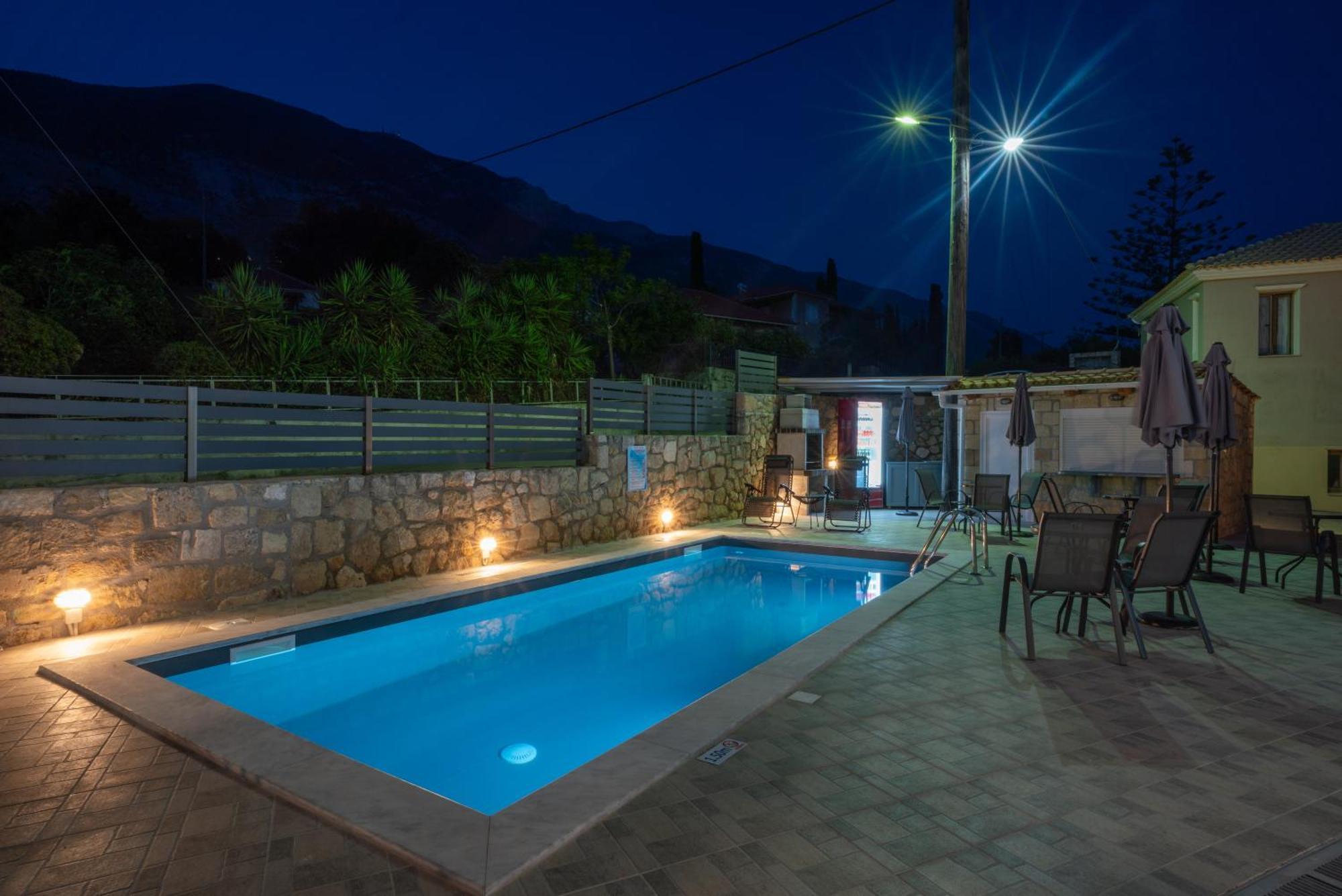 Sirines Aparthotel Vlaháta Kültér fotó